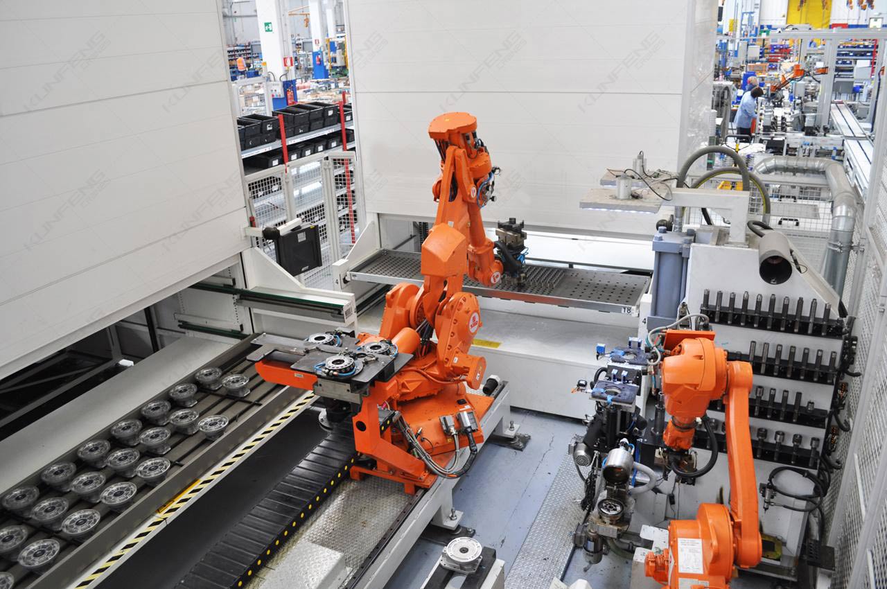 Loading and unloading robots for the automotive industry