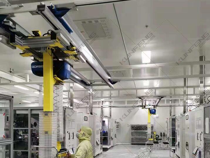 Cleanroom hoisting &amp; lifting solutions