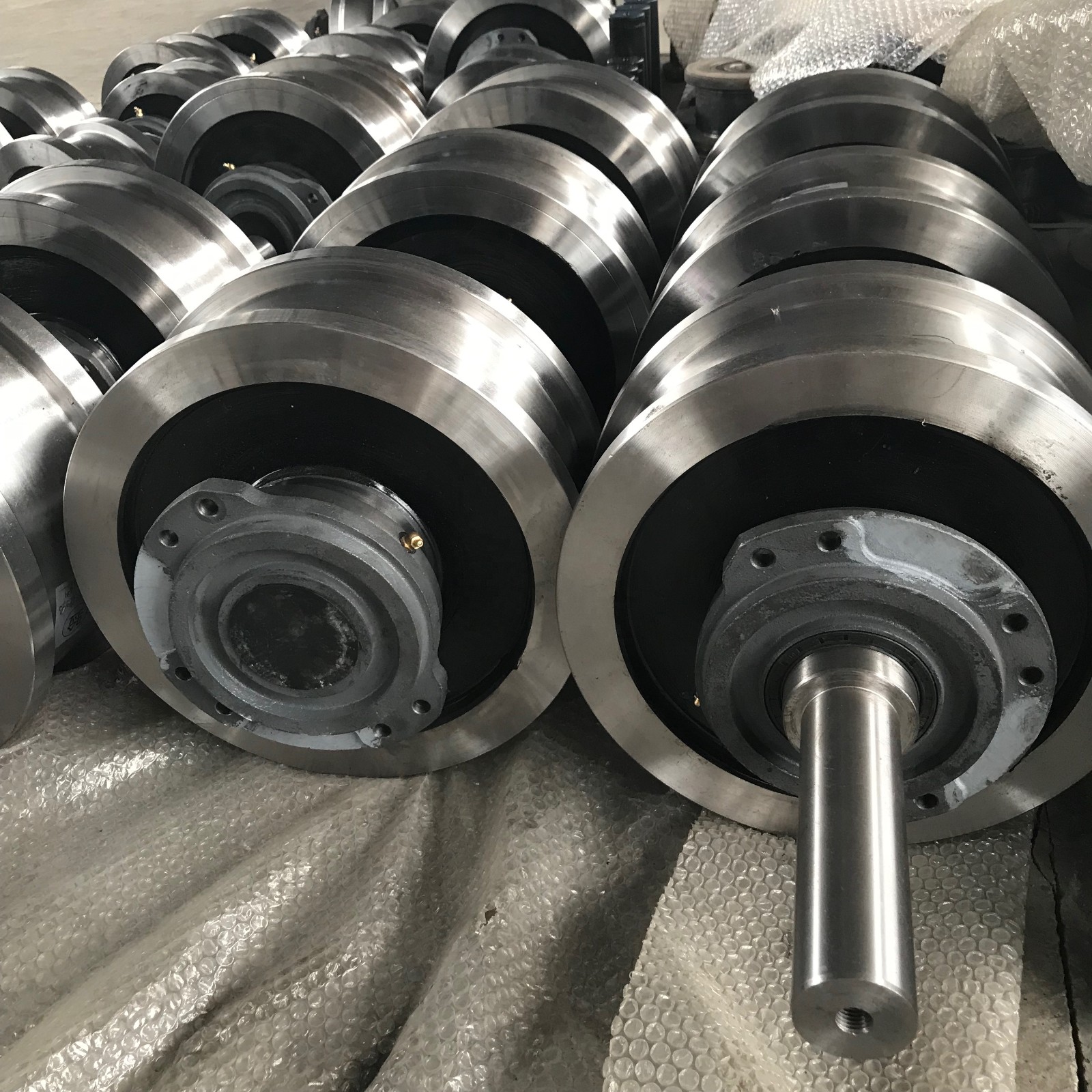 Travel wheels